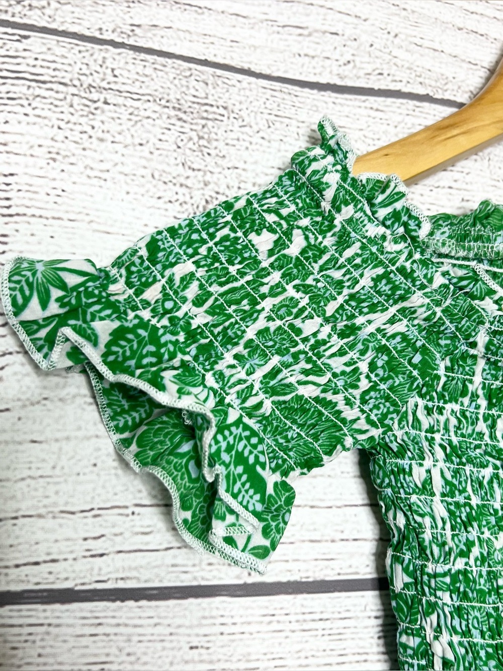 Olivaceous Green & White Floral Smocked Crop Top & Midi Skirt Set Size Small - Picture 6 of 16
